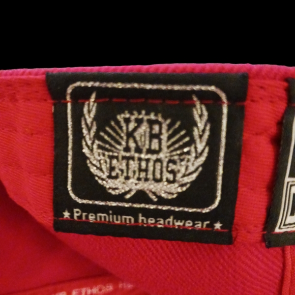 NWOT KB ETHOS Premium Headwear Cap. Red. Size L. 7  1/4. - Picture 6 of 8